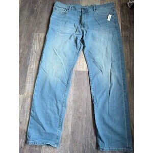 Amazon Essentials Men’s Straight-Fit Jeans Light Wash 40W x 34L NWT